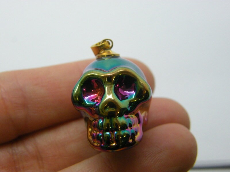 1 Skull pendant gold bail  glass HC803