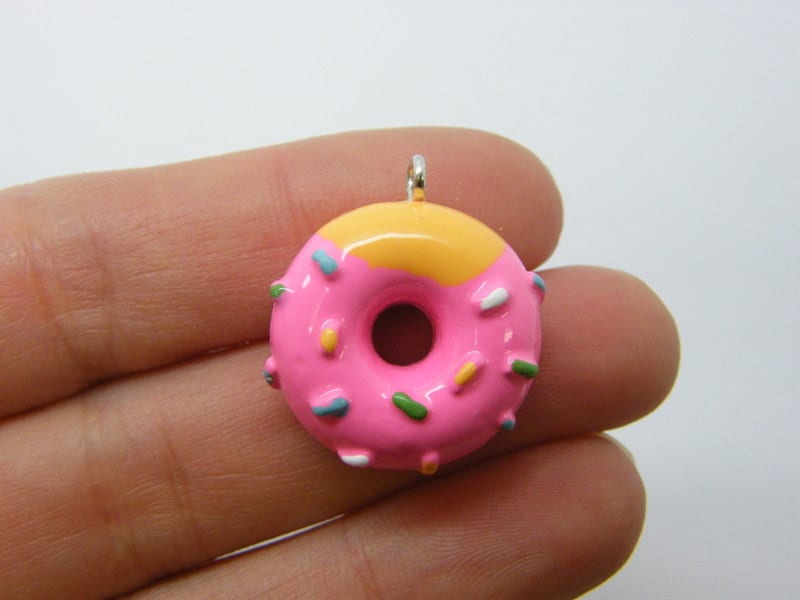 4 Donut charms brown pink resin FD415