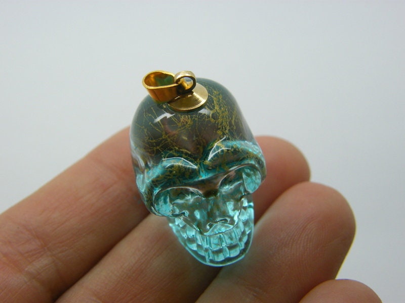 1 Skull pendant gold bail  glass HC809