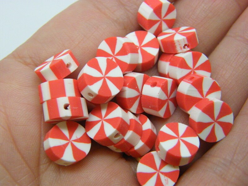 30 Christmas candy beads red white polymer clay FD333 - SALE 50% OFF