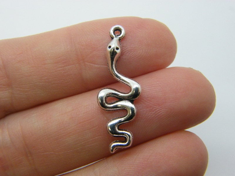 10 Snake charms pendants antique silver tone A832