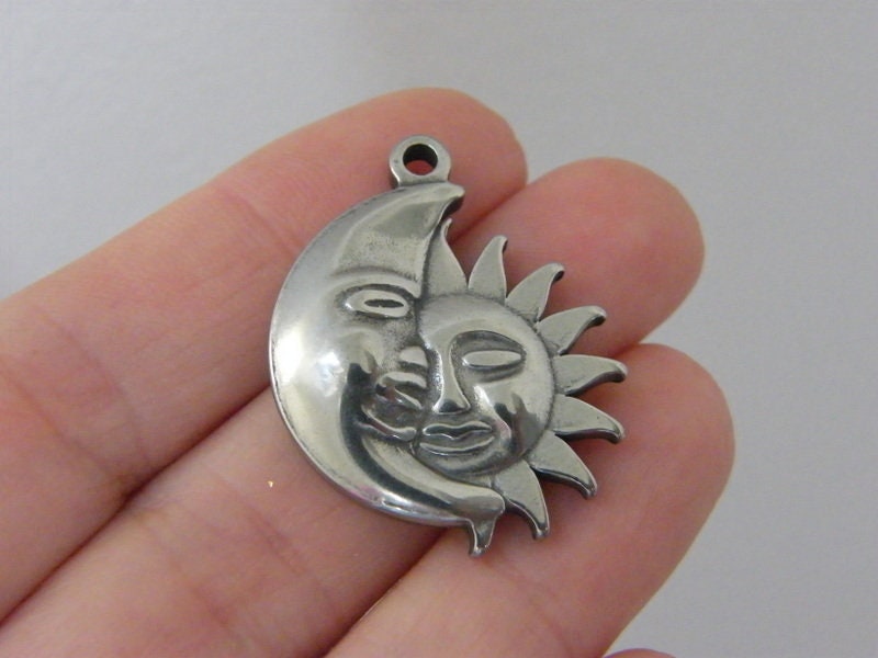 1 Moon sun pendant silver stainless steel M177