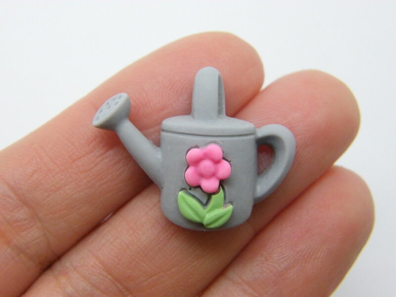 8 Watering can embellishment cabochon resin P379