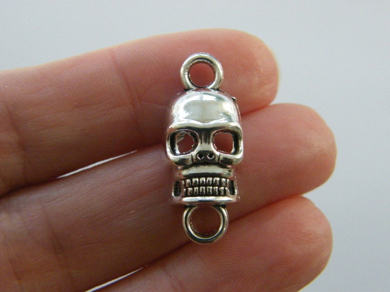 4 Skull connector charms antique silver tone HC401