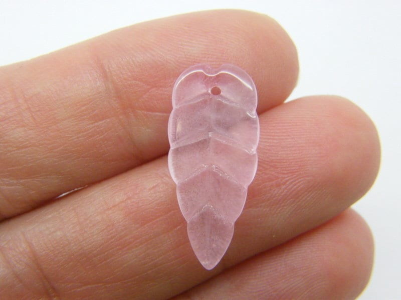 10 Leaf  charms pink glass L436