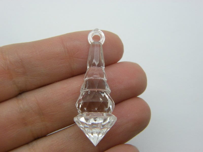 10 Teardrop pendants  faceted clear acrylic M659