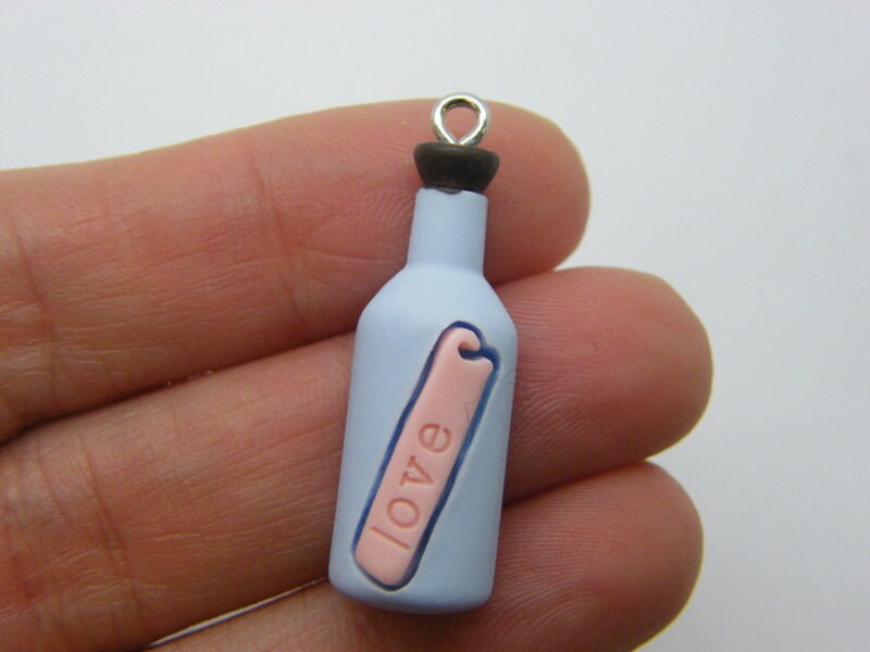 4 Bottle love letter charms pendants pink blue resin M28