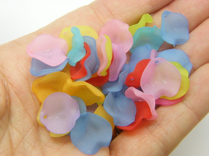 100 Leaf charms random mixed frosted acrylic L470  - SALE 50% OFF