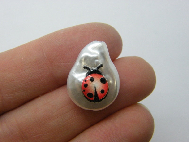 4 Ladybug ladybird beads  red pearl  ABS plastic A1046