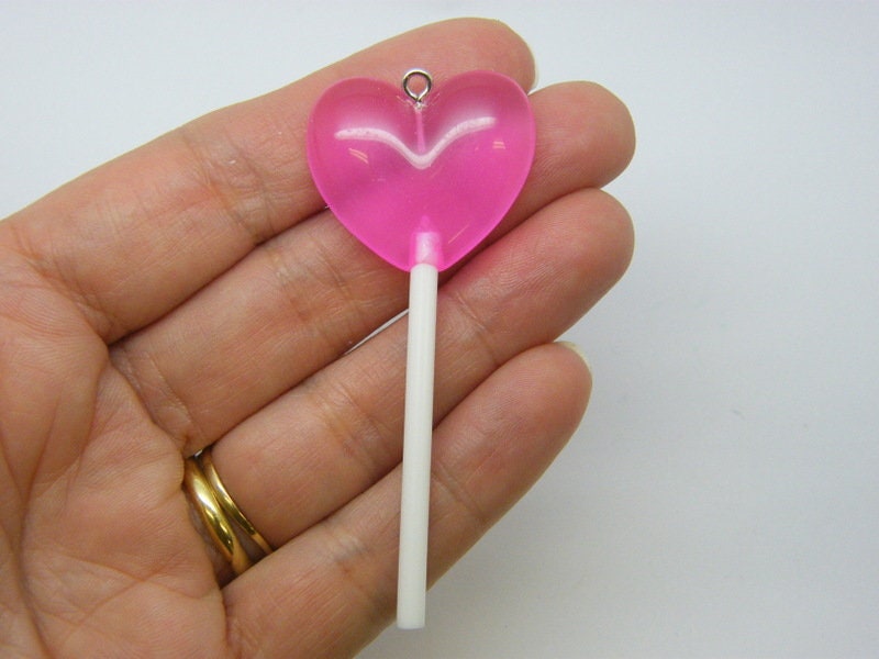 2 Lollipop heart pendants pink resin FD513