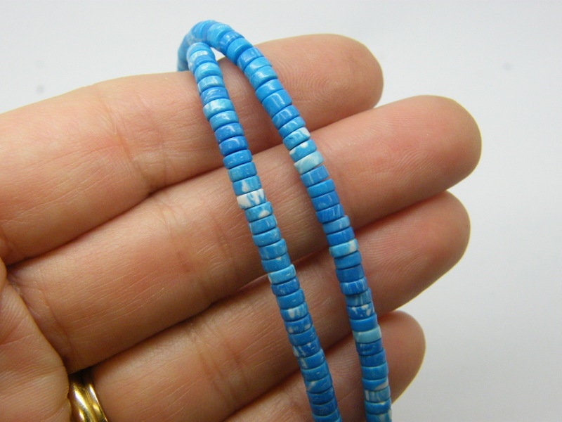 220 Blue white beads 4mm synthetic turquoise OB114