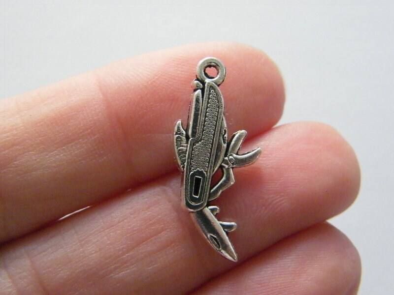 10 Pocket knife charms antique silver tone G60