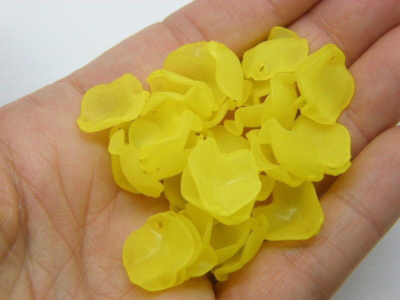 100 Leaf charms yellow frosted acrylic L471 - SALE 50% OFF