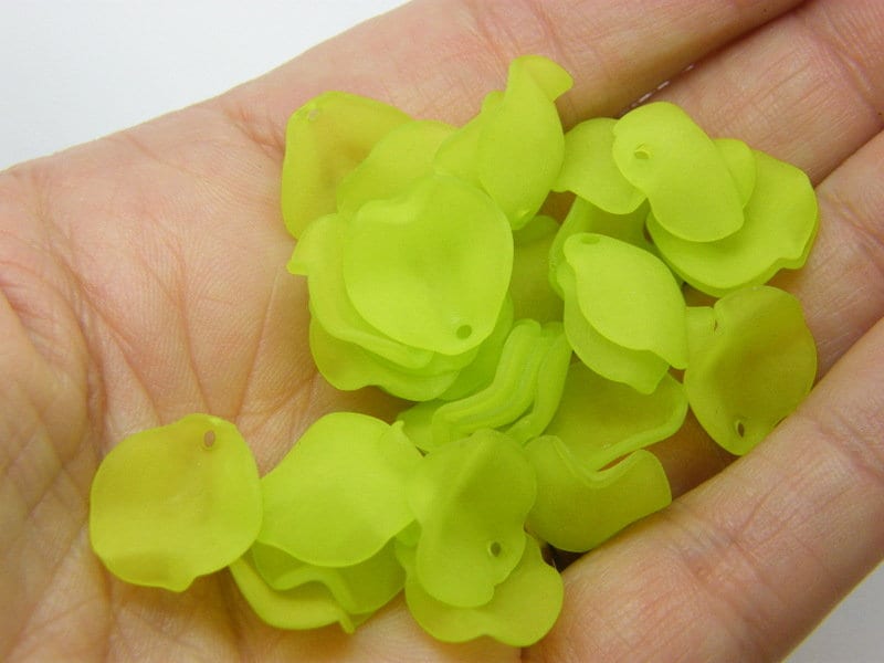 100 Leaf charms green frosted acrylic L473 - SALE 50% OFF