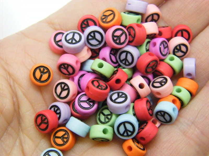 100 Peace symbol beads random mixed acrylic AB719 - SALE 50% OFF