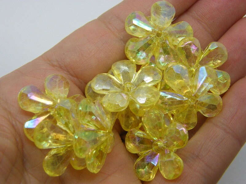 30 Flower beads faceted yellow AB acrylic BB770 - SALE 50% OFF