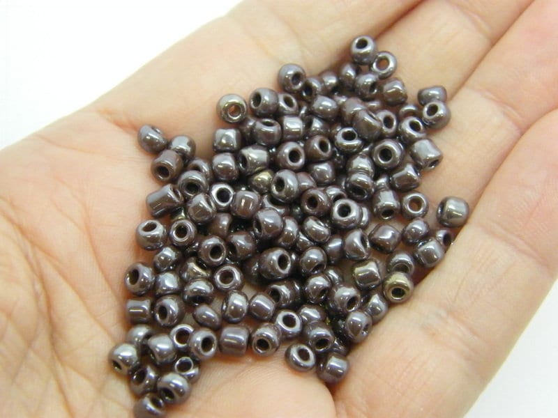 400 Brown lustered glass seed beads SB126