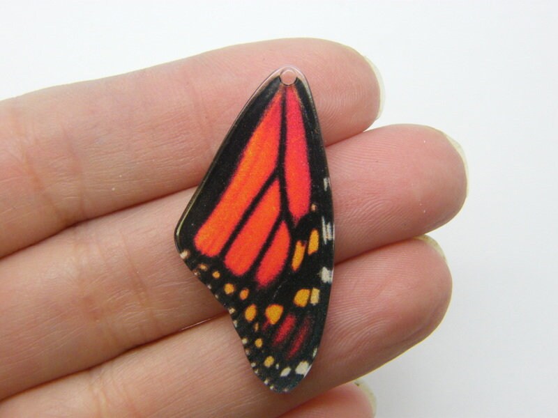 2 Butterfly wing pendants acrylic A400