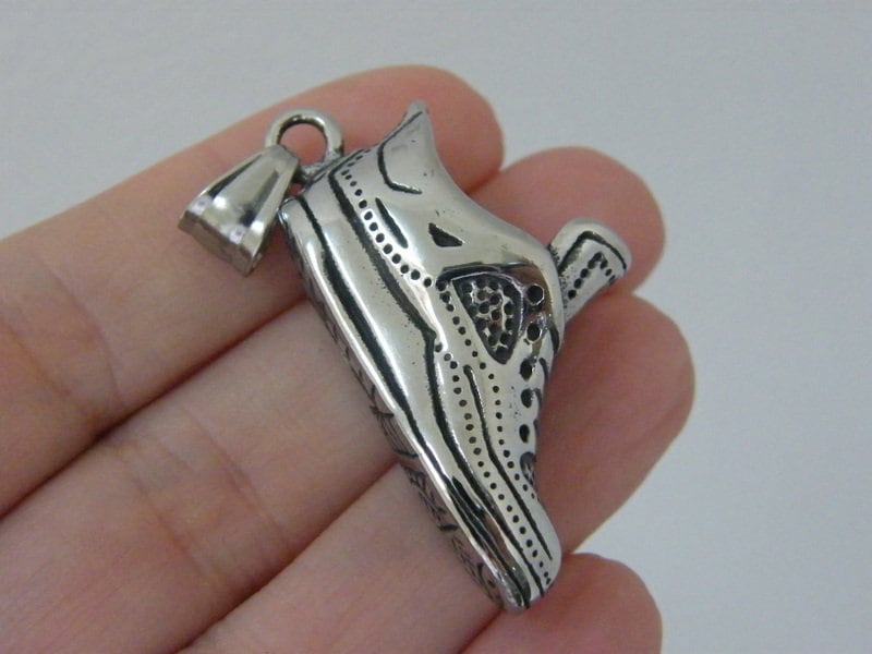 1 Running shoe pendants silver stainless steel CA151