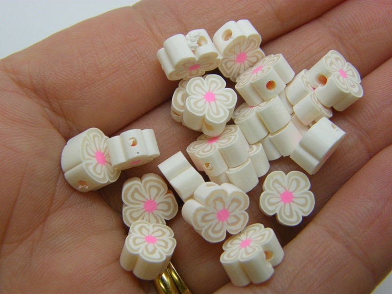 30 Flower beads white polymer clay F493 - SALE 50% OFF