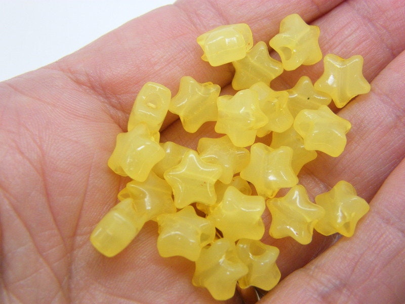 100 Yellow imitation jelly star beads plastic AB778