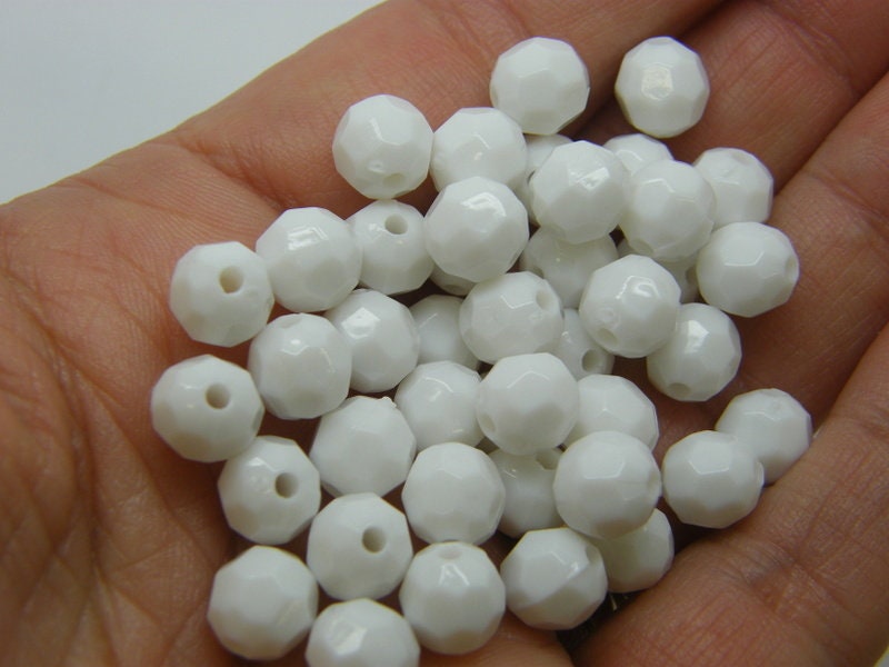 100 White faceted round beads 8mm  acrylic AB808