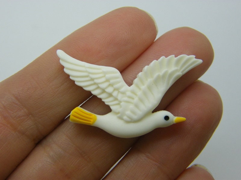 6 Seagull bird embellishment cabochons resin B211