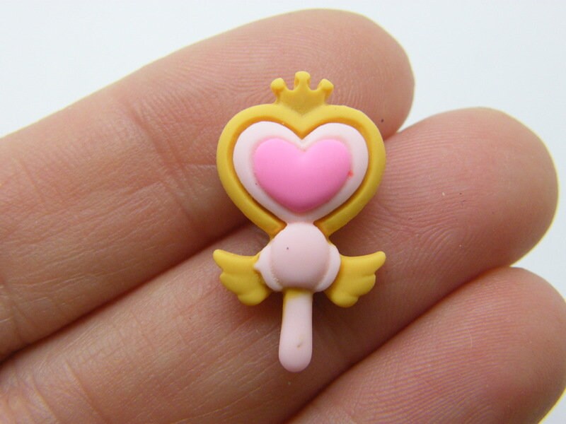 10 Heart crown wings wand cabochon resin P338