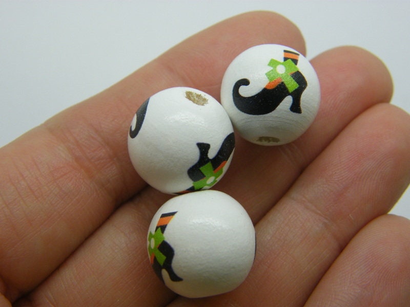 8 Halloween witch shoe bead white wood HC997 - SALE 50% OFF