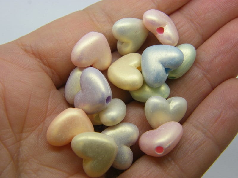 50 Heart beads random mixed acrylic AB828 - SALE 50% OFF