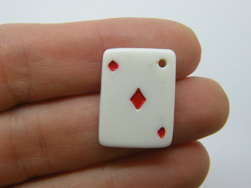 10 Diamonds card suite charms white red resin P372