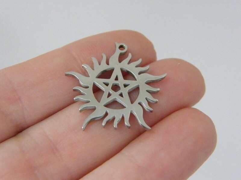 1  Sun pentagram pendant silver tone stainless steel HC1036