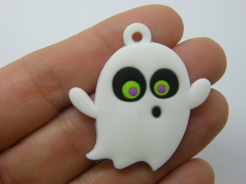 8 Ghost Halloween pendants PVC plastic HC1038