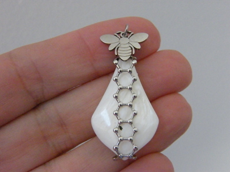 1 Bee pendant natural shell silver tone stainless steel A381
