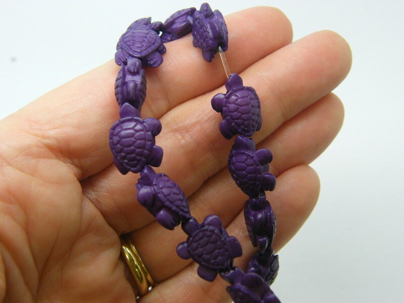20 Turtle spacer beads synthetic purple FF