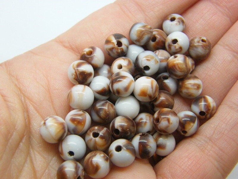 100 Marbled beads 8mm brown acrylic AB868  - SALE 50% OFF
