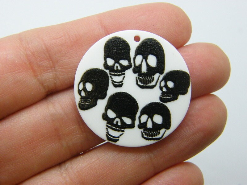 6 Halloween skull pendants black white acrylic HC1064