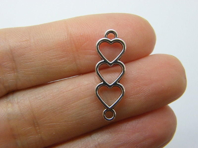 10 Heart connector charms antique silver tone H132