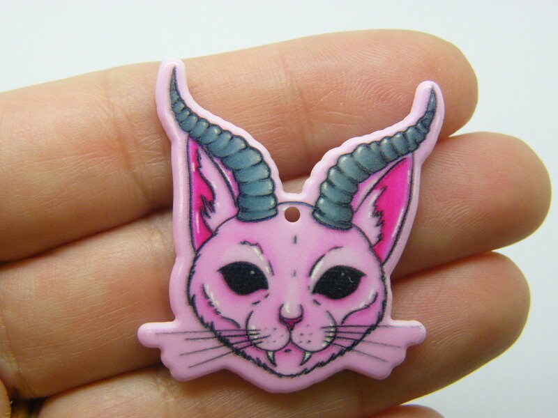 2 Creepy cat Halloween pendants acrylic HC1055