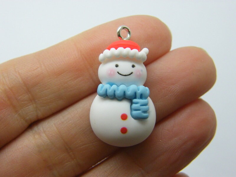 4 Snowman Christmas charms white resin CT410
