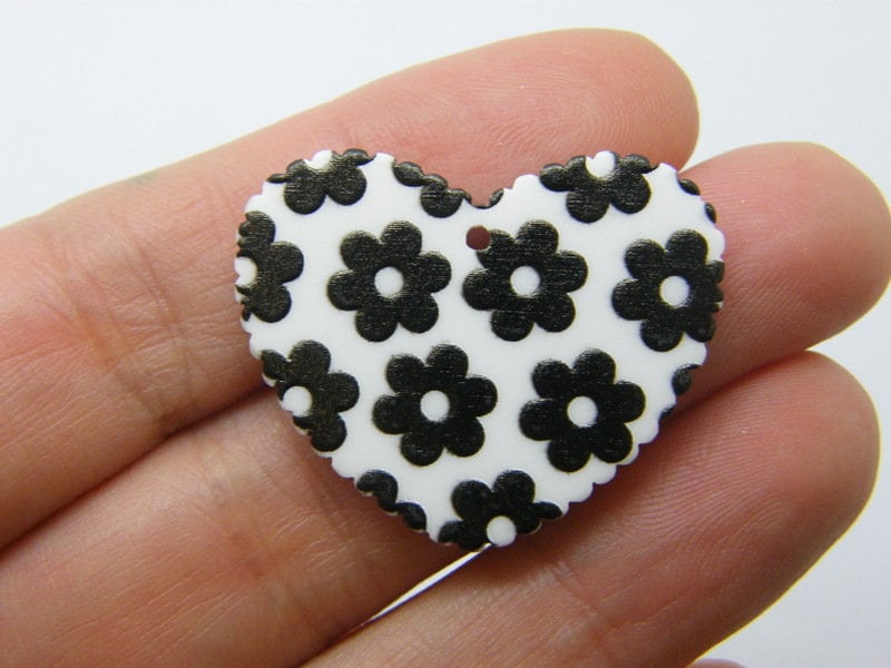 4 Heart flower pendants white black acrylic H223