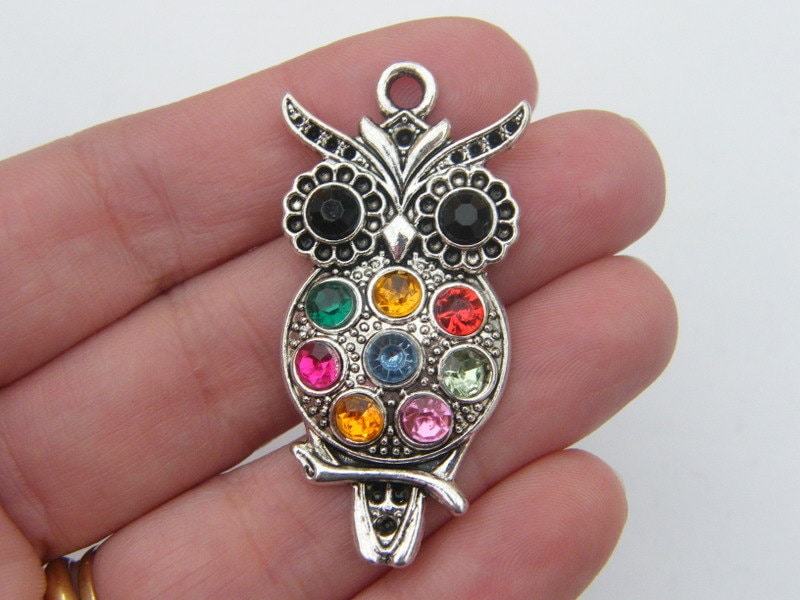 2 Owl pendants tibetan silver B179