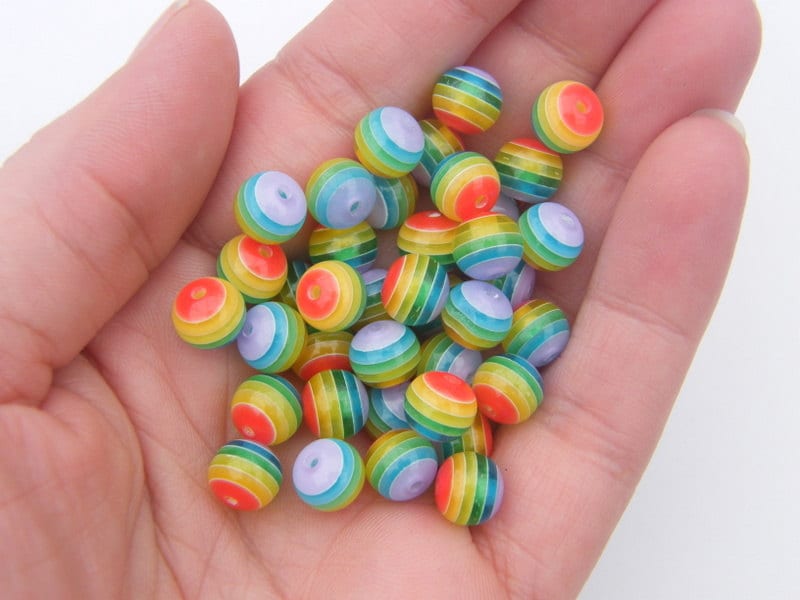 100 Striped rainbow 8mm resin beads AB165