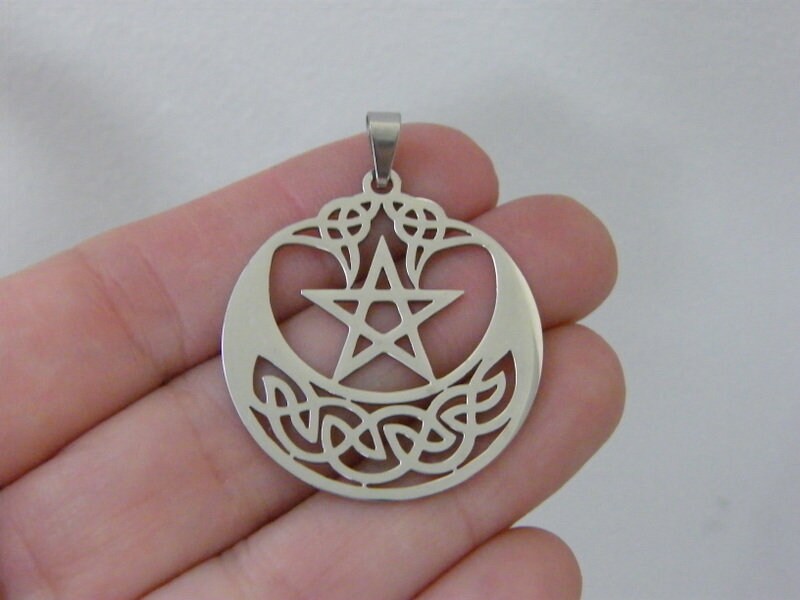 1 Pentagram Celtic knot pendant silver tone stainless steel HC1138