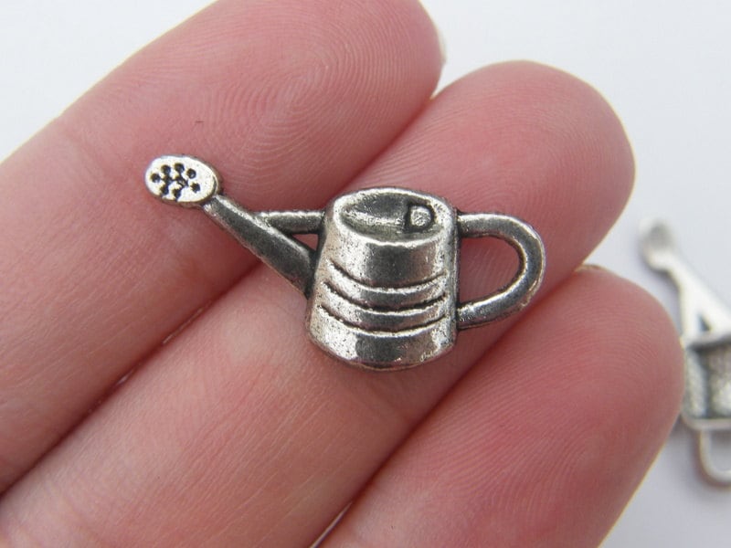 8 Watering can charms antique silver tone P532
