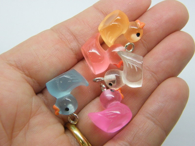 4 Rubber duck charms random mixed glow in the dark resin B59