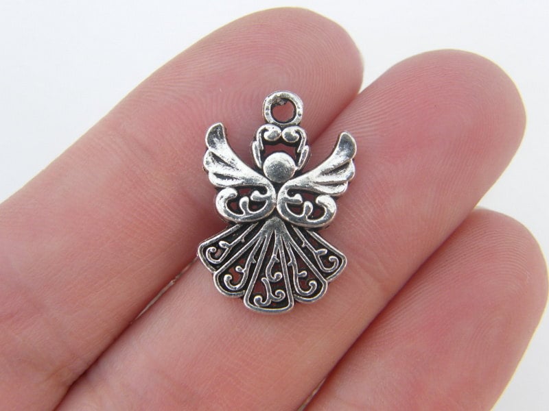 6 Angel charms antique silver tone AW85