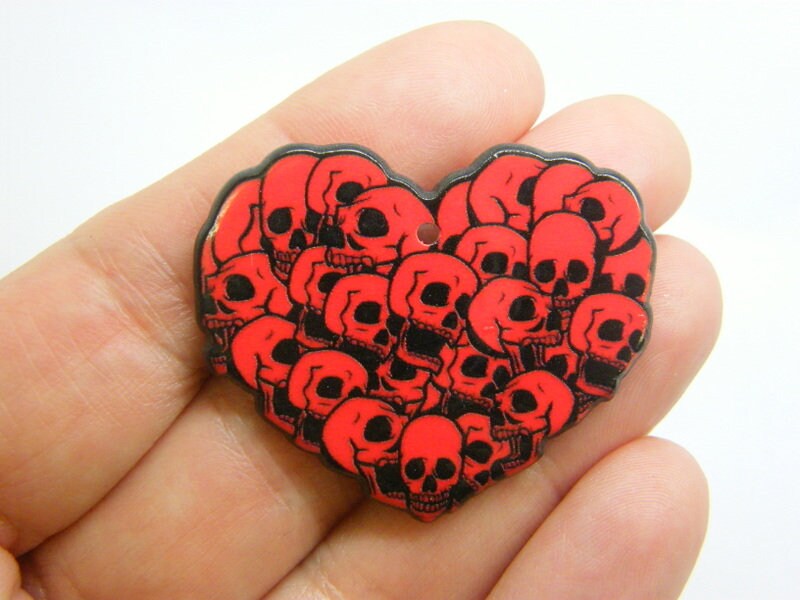 2  Skulls heart pendants red black acrylic HC963