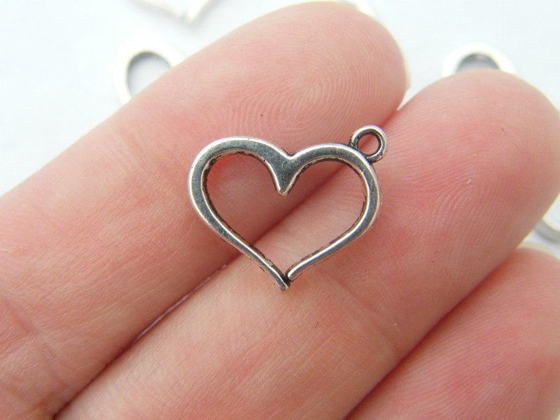 12 Heart charms antique silver tone H4