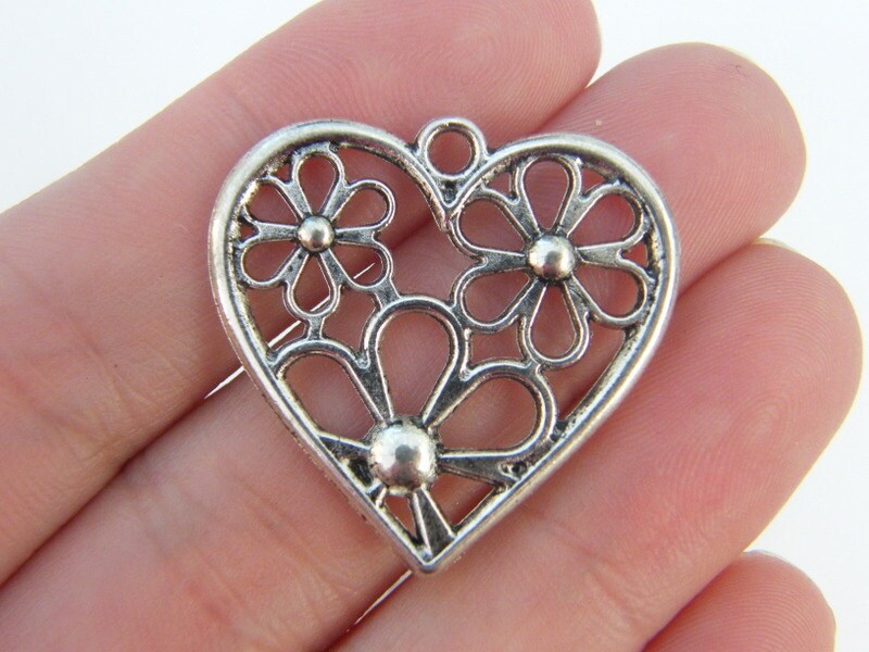 BULK 20 Heart flower pendants antique silver tone H26